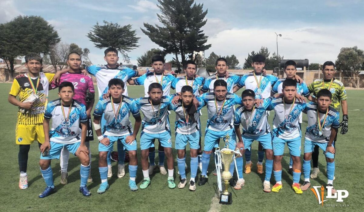 Inicio del Torneo de la Primera "A" Oruro con 14 Equipos