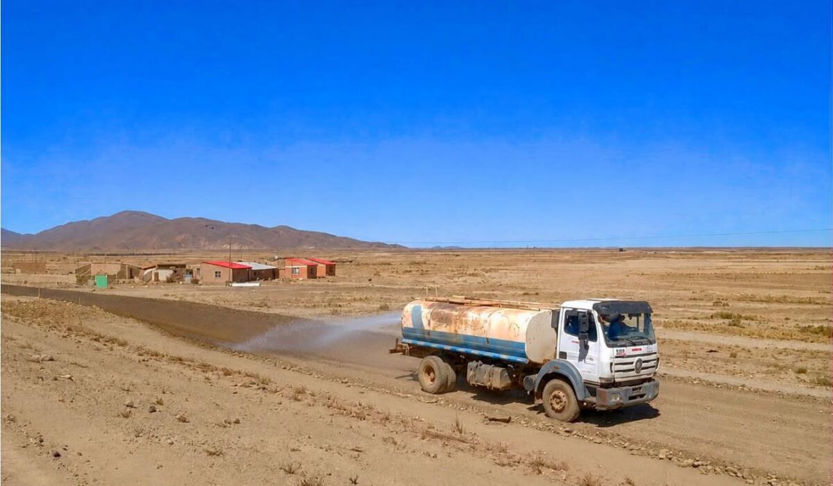Reanudan construcción de la carretera Oruro-Challapata