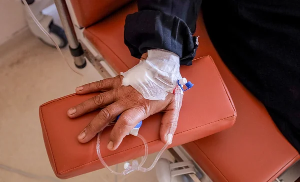 Pacientes oncológicos en alerta por escasez de medicamentos