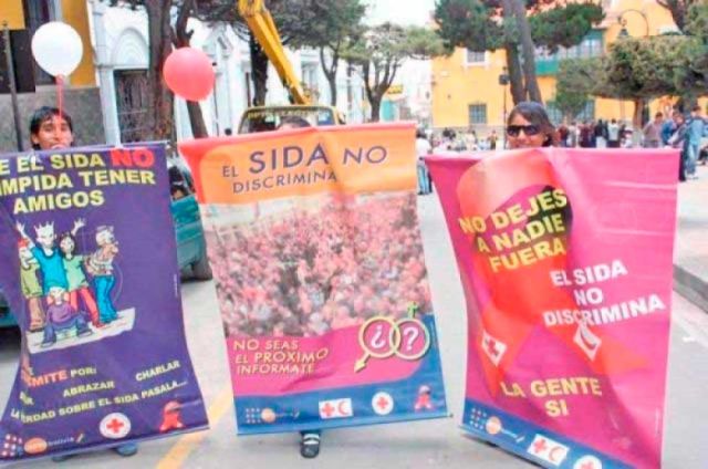 Se refuerzan medidas de prevención del VIH-SIDA en el carnaval de Ch'utillos