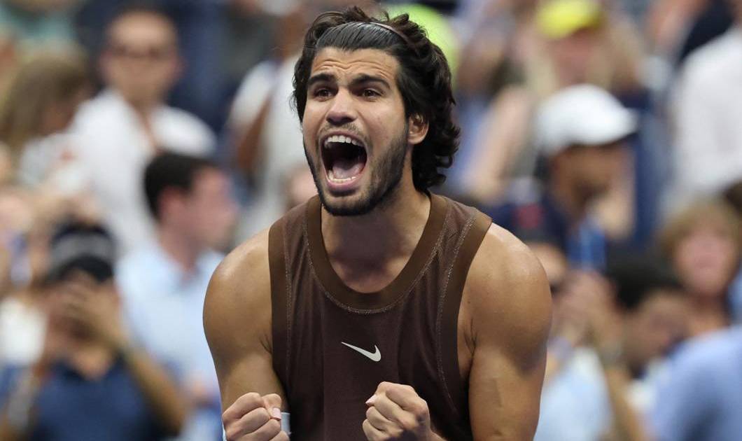 Carlos Alcaraz arranca de forma contundente en el US Open tras su ausencia por lesión