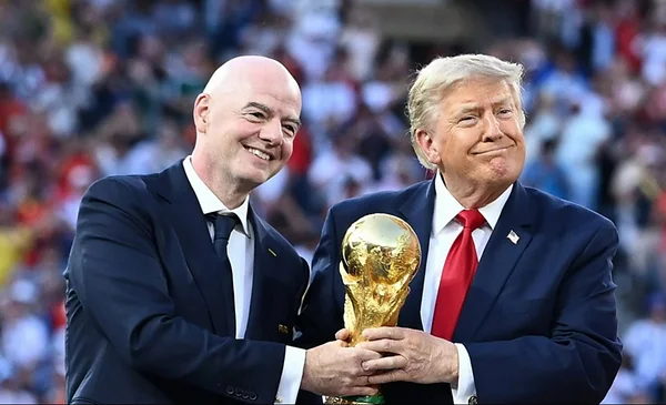 Infantino busca apoyo político en medio de crisis en la FIFA