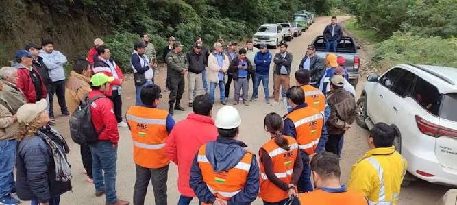 Transportistas de Valles Cruceños amenazan con bloqueos si no se atienden sus demandas viales