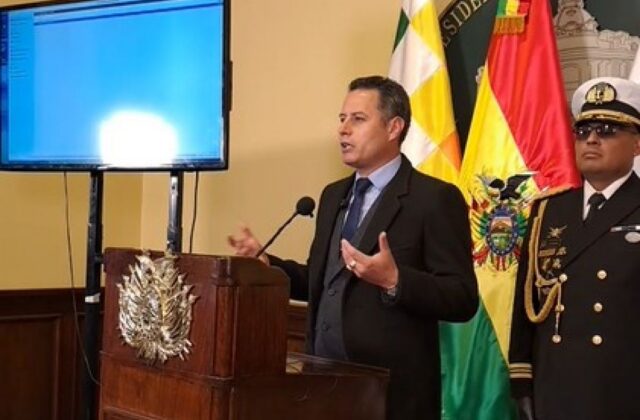 Edmand Lara desafía a sus detractores: "Díganme cuándo me cuelgan"