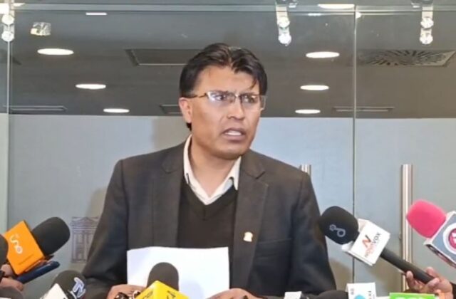Niltón Condori propone la unión entre Evo Morales y Edmand Lara