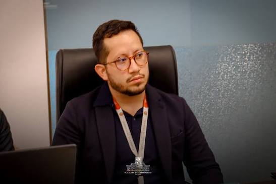 Cazasola plantea la necesidad de un cambio en la conducción del Ministerio de Gobierno