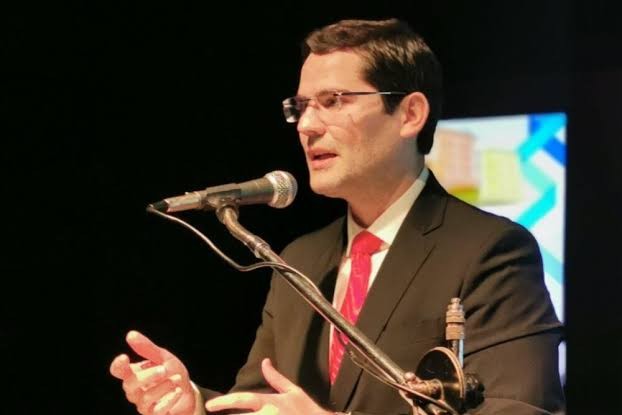 Jean Pierre Antelo: "Bolivia tiene que actuar rápidamente para salir de la crisis"