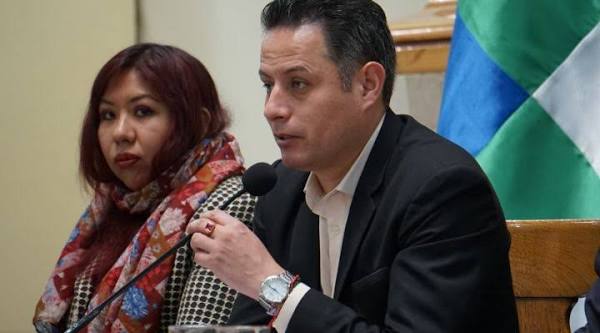 Susana Rojas, jefa de gabinete de Edmand Lara, declara por uso indebido de influencias
