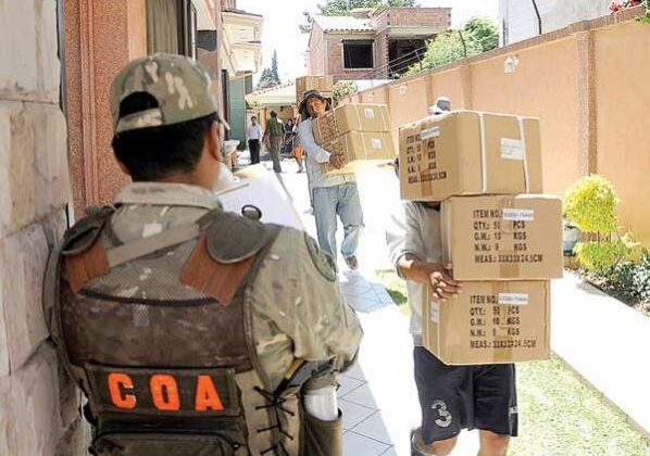 Denuncian favoritismo hacia el contrabando en la Aduana de Santa Cruz