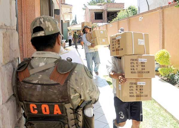 Denuncian favoritismo hacia el contrabando en la Aduana de Santa Cruz