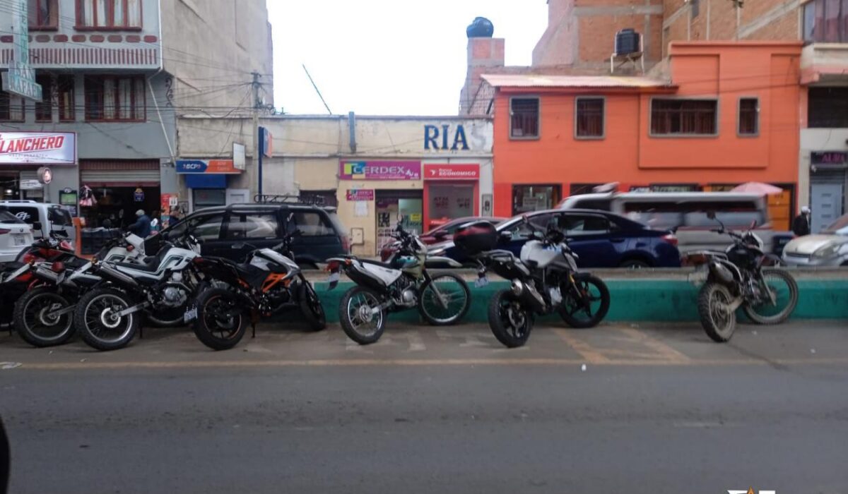 Controles más estrictos a motocicletas en Oruro