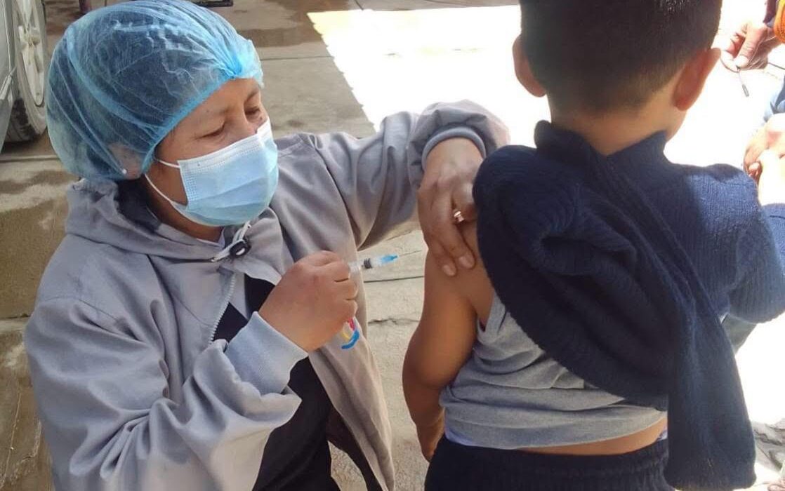 Plan intensivo para mejorar la vacunación infantil en Oruro