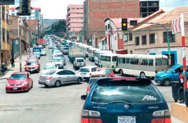 Movilizaciones de transportistas en Potosí ante escasez de combustible