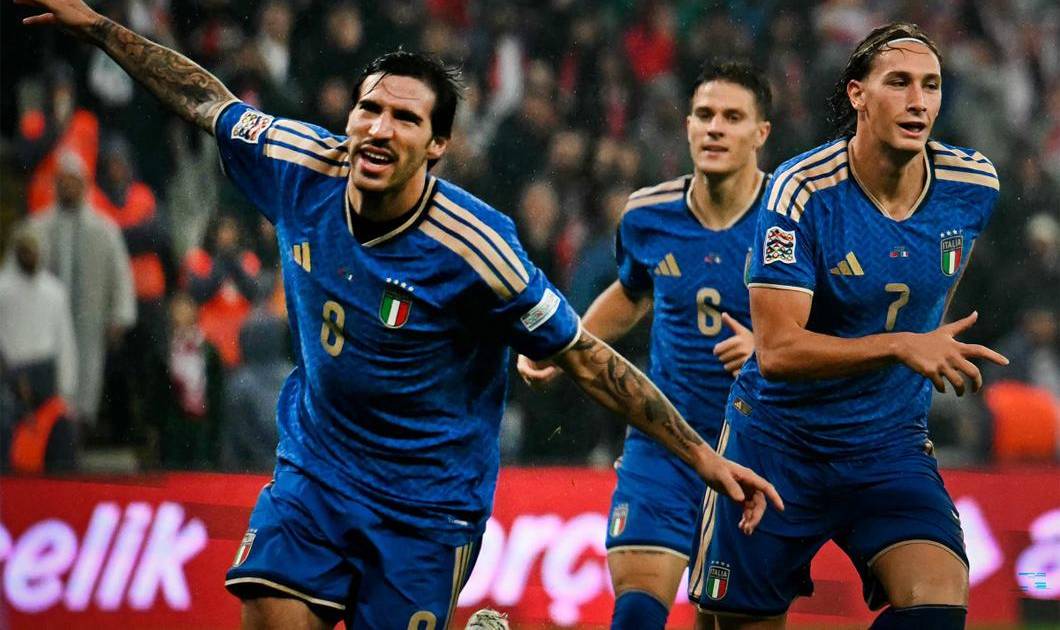 Italia se impone claramente a Turquía en su primer partido con Mancini