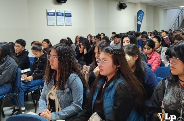 Congreso Nacional de Fisioterapia en Oruro impulsa la innovación en rehabilitación