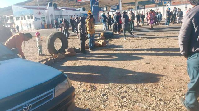 Crisis de combustible en Potosí: conductores protestan por el desabastecimiento