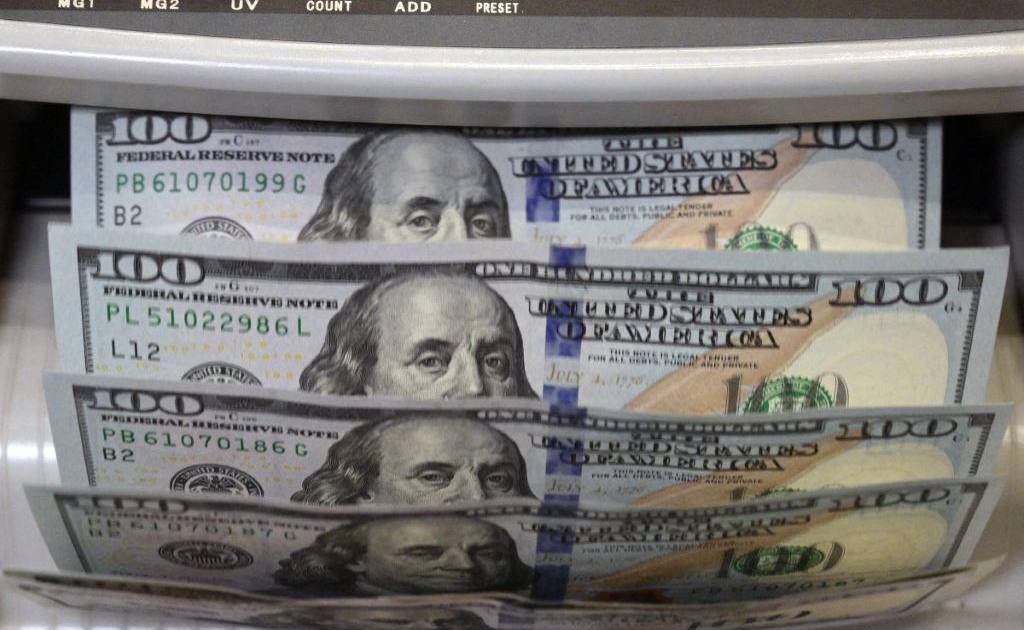 BCB elimina el límite en la venta de dólares por parte de la banca