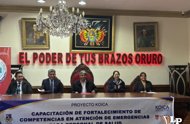 Expertos coreanos capacitan en emergencias en Oruro