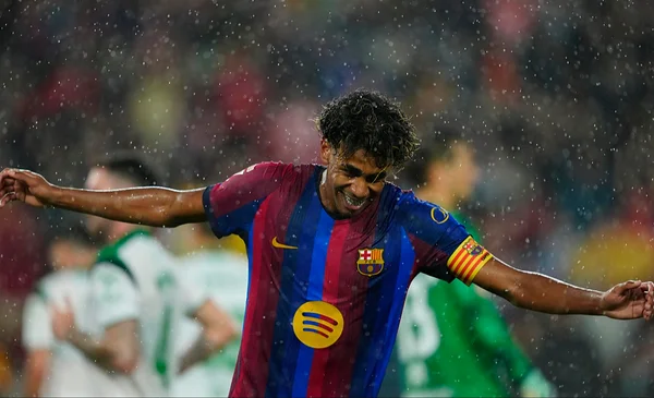 El FC Barcelona brilla en casa y sigue imbatible en LaLiga