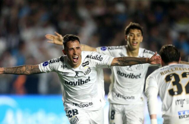 Santos toma la delantera ante Atlético Mineiro con un Gabigol estelar