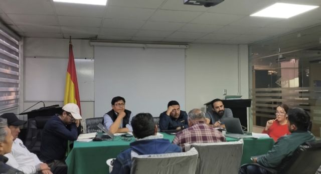 Intervención a YPFB en Potosí por congestión en surtidores