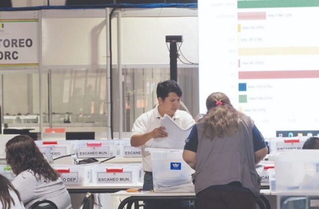 Reformas al sistema electoral: El TSE busca adaptarse a la era digital