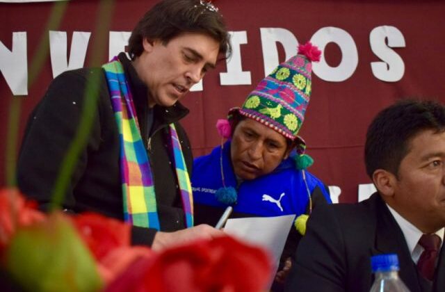 Ministro de Obras Públicas dialoga con autoridades del Norte de Potosí