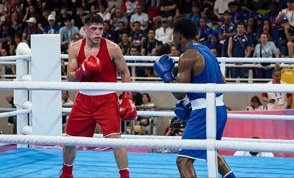 Incidente en los Juegos Suramericanos: boxeador uruguayo hospitalizado tras un nocaut