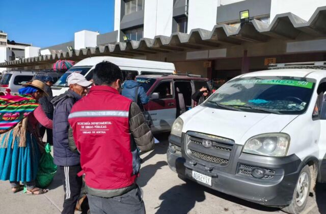 Revisión de tarifas de pasajes interprovinciales en Oruro
