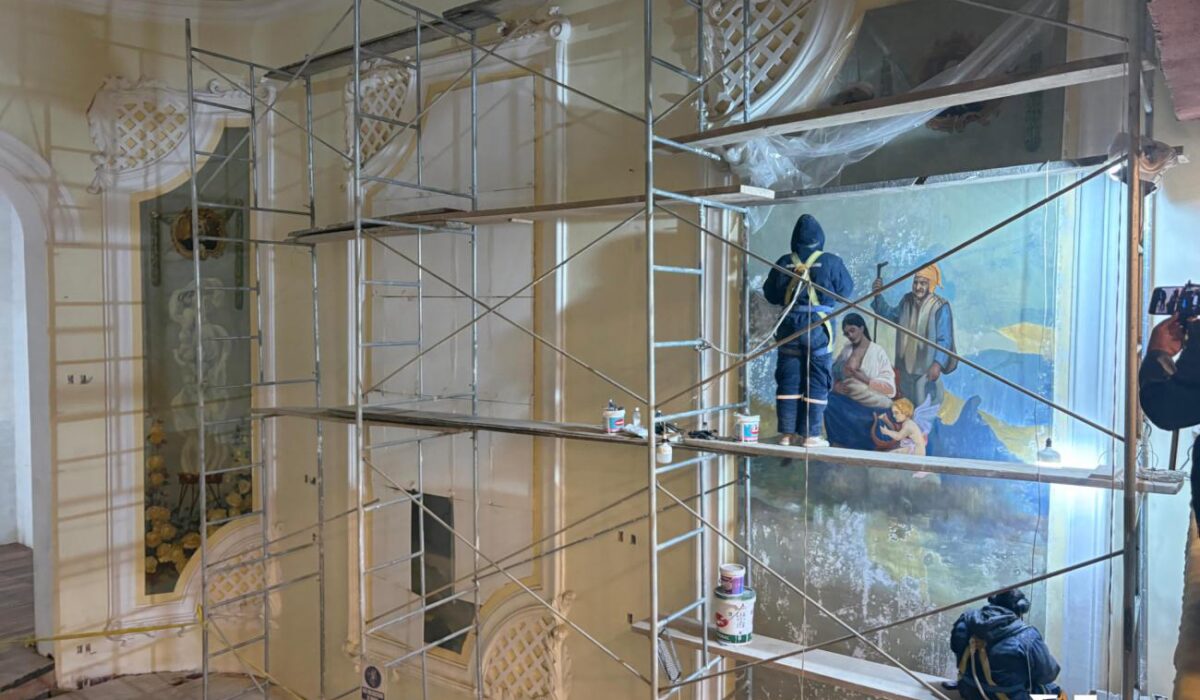 Avanza la restauración del Palais Concert en Oruro al 86%