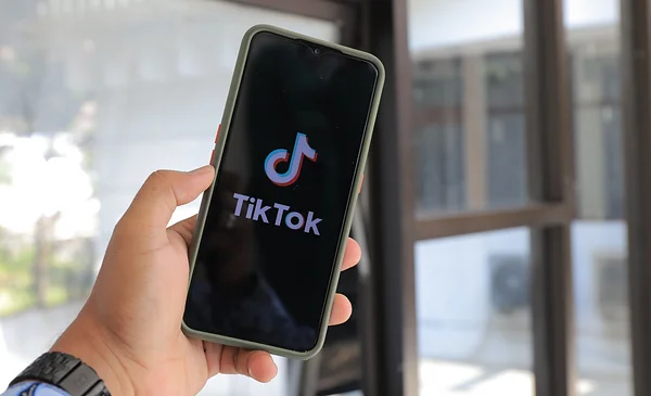 TikTok implementará audios de hasta un minuto y encuestas en los comentarios