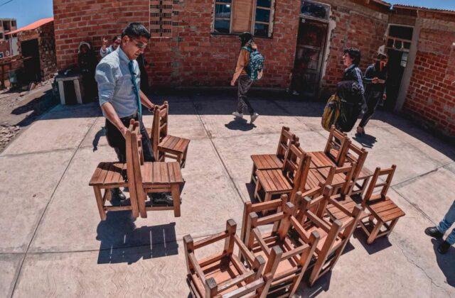 Reemplazo de mobiliario educativo en Oruro mejora condiciones de aprendizaje