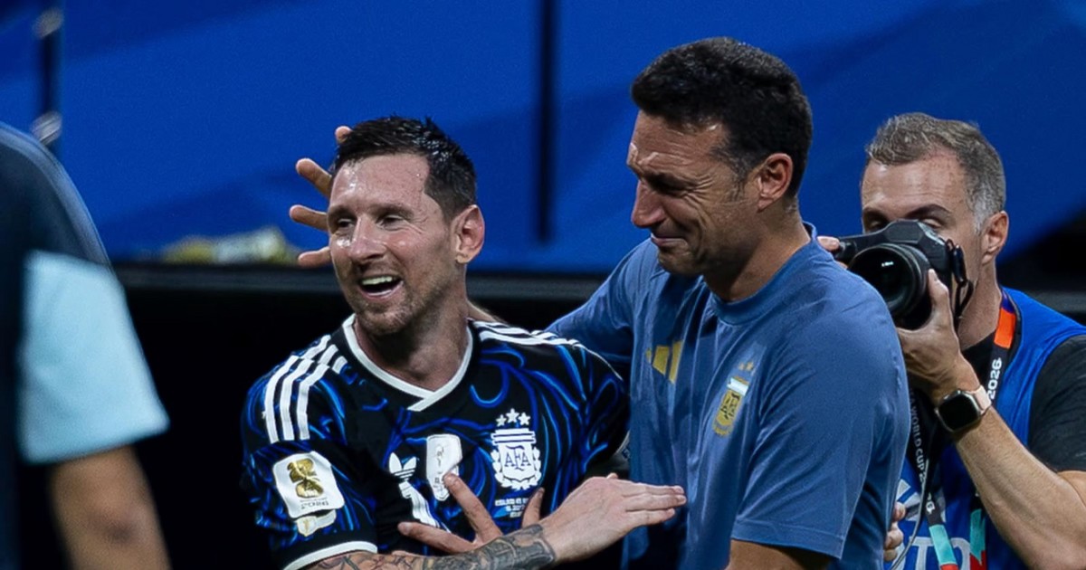 La selección argentina inicia su transformación tras la partida de Messi
