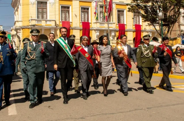 Oruro conmemora su Bicentenario con un llamado a la unidad y desarrollo