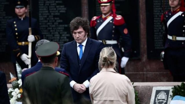 Milei impulsa base naval en medio de tensiones por Malvinas