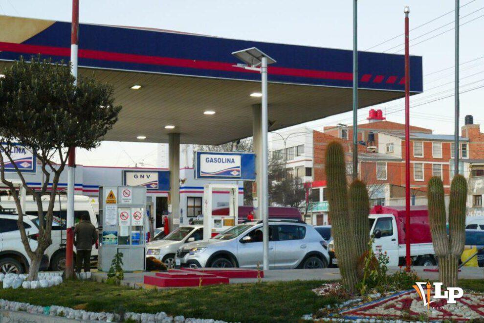 Transporte pesado demanda un precio unificado del diésel en Bolivia