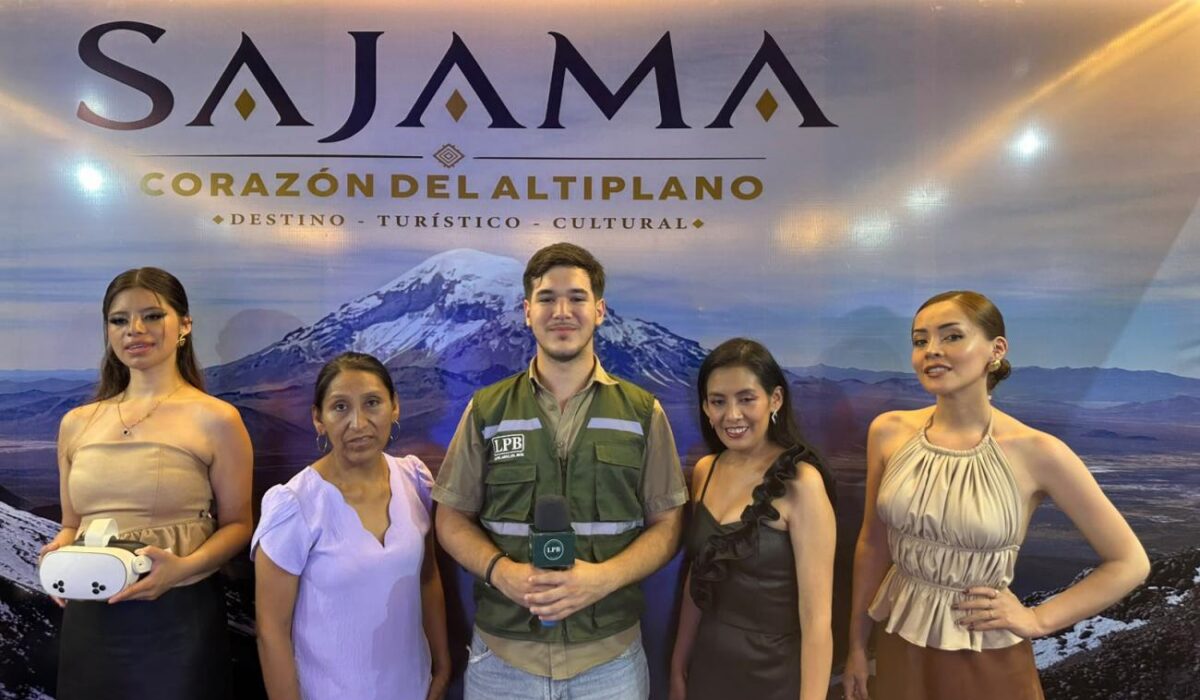 Oruro se destaca en la Expocruz 2026 con su cultura y avances tecnológicos