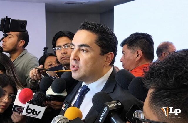 El Gobierno Garantiza la Viabilidad de Empresas Estatales Sin Privatización