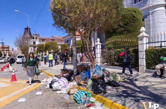 Crisis de recolección de basura en Oruro por falta de diésel
