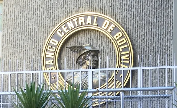 El BCB suspende temporalmente las compras de dólares