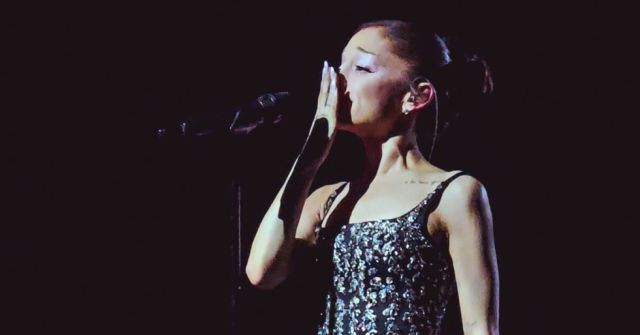 Ariana Grande se despide de los escenarios en un emotivo concierto en Londres