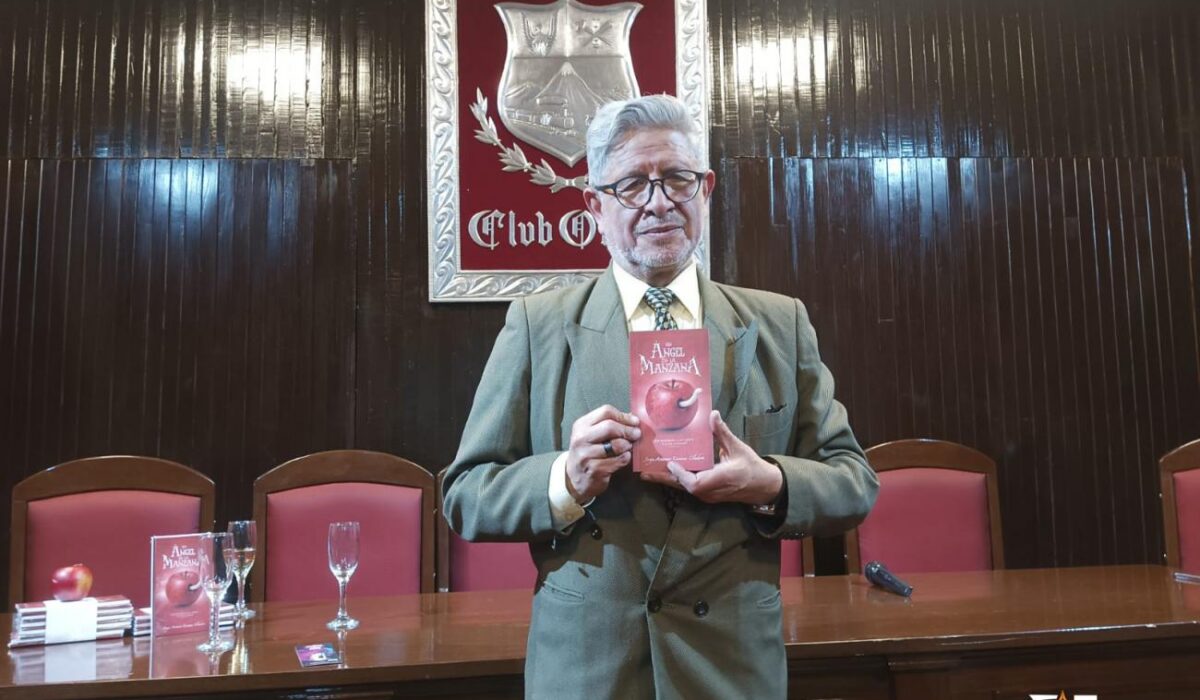 Reflexión y espiritualidad en "Un ángel en la manzana" de Jorge Encinas