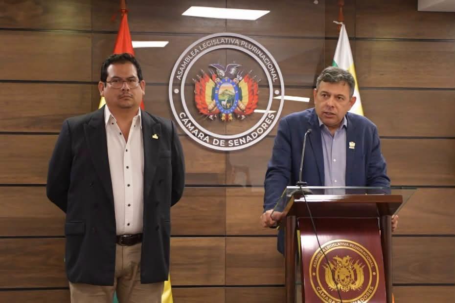 Solicitan a Fiscal General que se aparte de su cargo ante acusaciones internacionales