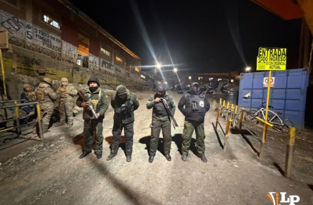 Refuerzan la seguridad en Huanuni ante amenazas de los 'jucus'