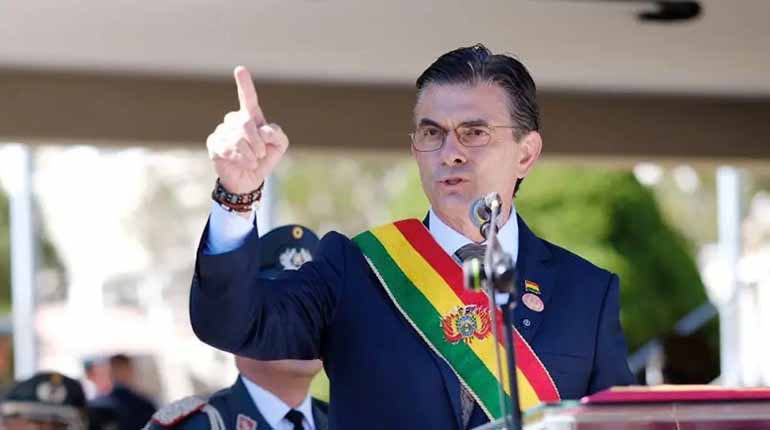 Presidentes anteriores bajo la lupa por crisis de combustibles