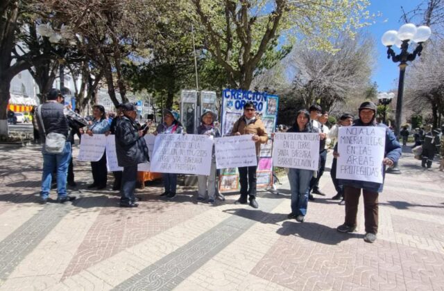 Vecinos de Oruro exigen acciones por minería ilegal en el Día de Áreas Protegidas