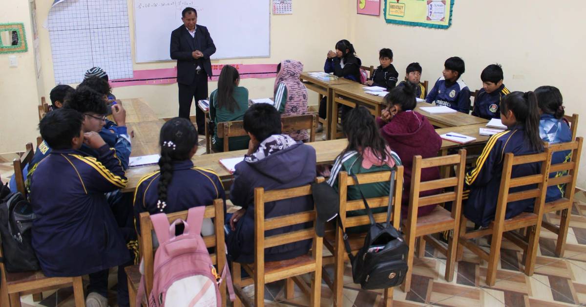 Escuelas de Oruro deben evaluar clases ante paro de transporte