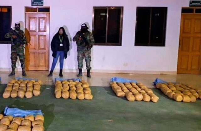 Desmantelan red de narcotráfico en Uyuni