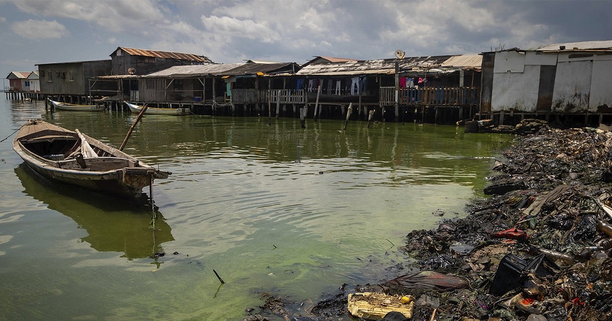 Aumento alarmante de derrames petroleros en el Lago de Maracaibo