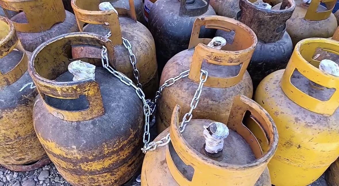 Operativo en Oruro: Decomisan 32 garrafas de GLP por reventa irregular
